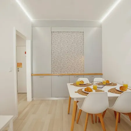 Apartment Santa Catarina By Hosty Porto
